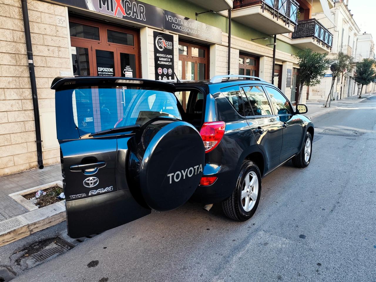 Toyota RAV 4 RAV4 2.2 D-4D 136CV 4WD DIESEL