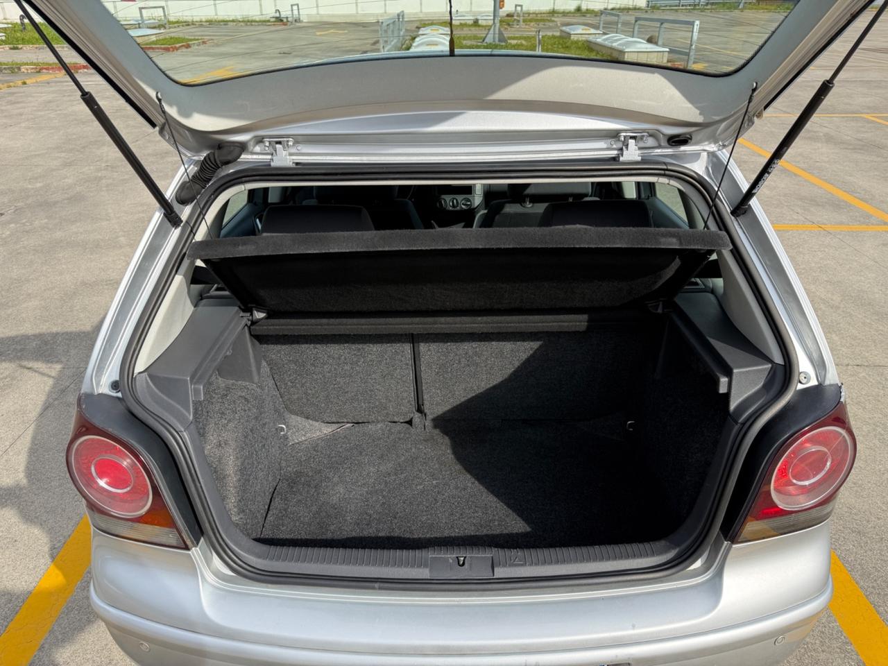 Volkswagen Polo 1.4/80CV 16V 5p. Comfort. BiFuel G