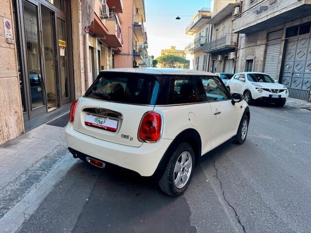 Mini Cooper 1.5 One D