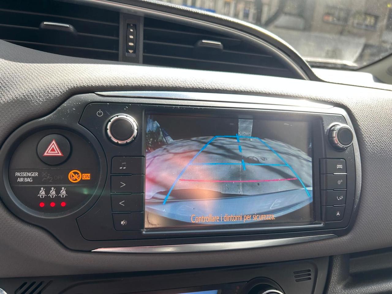 Toyota Yaris 1.5 Hybrid 5 porte Active