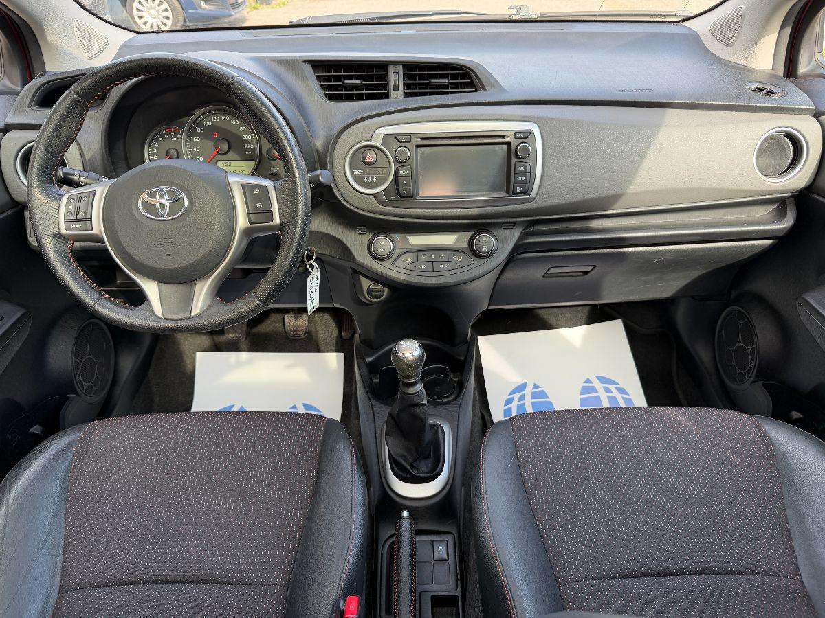 TOYOTA - Yaris - 1.3 5p. Lounge