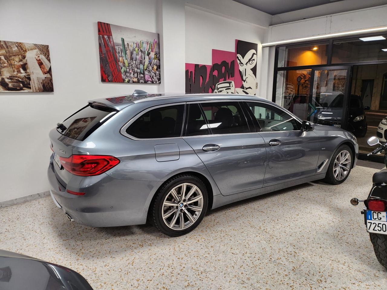 Bmw 520d xDrive Touring Luxury