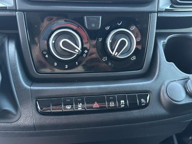 Peugeot Boxer Boxer 335 2.2 BlueHDi 140 S&S PLM-TA Furgone