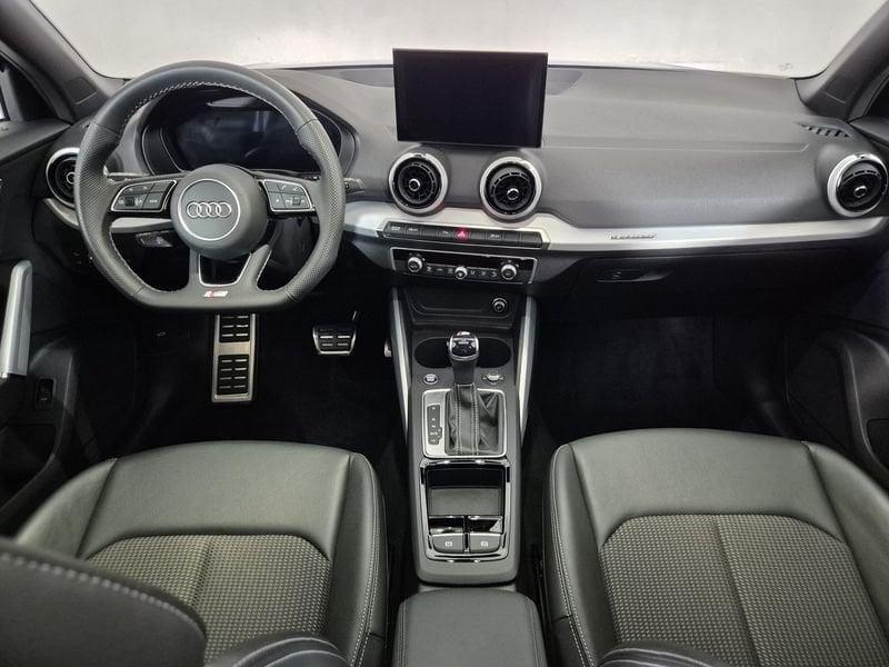 Audi Q2 I 2021 40 2.0 tfsi Business Advanced quattro s-tronic