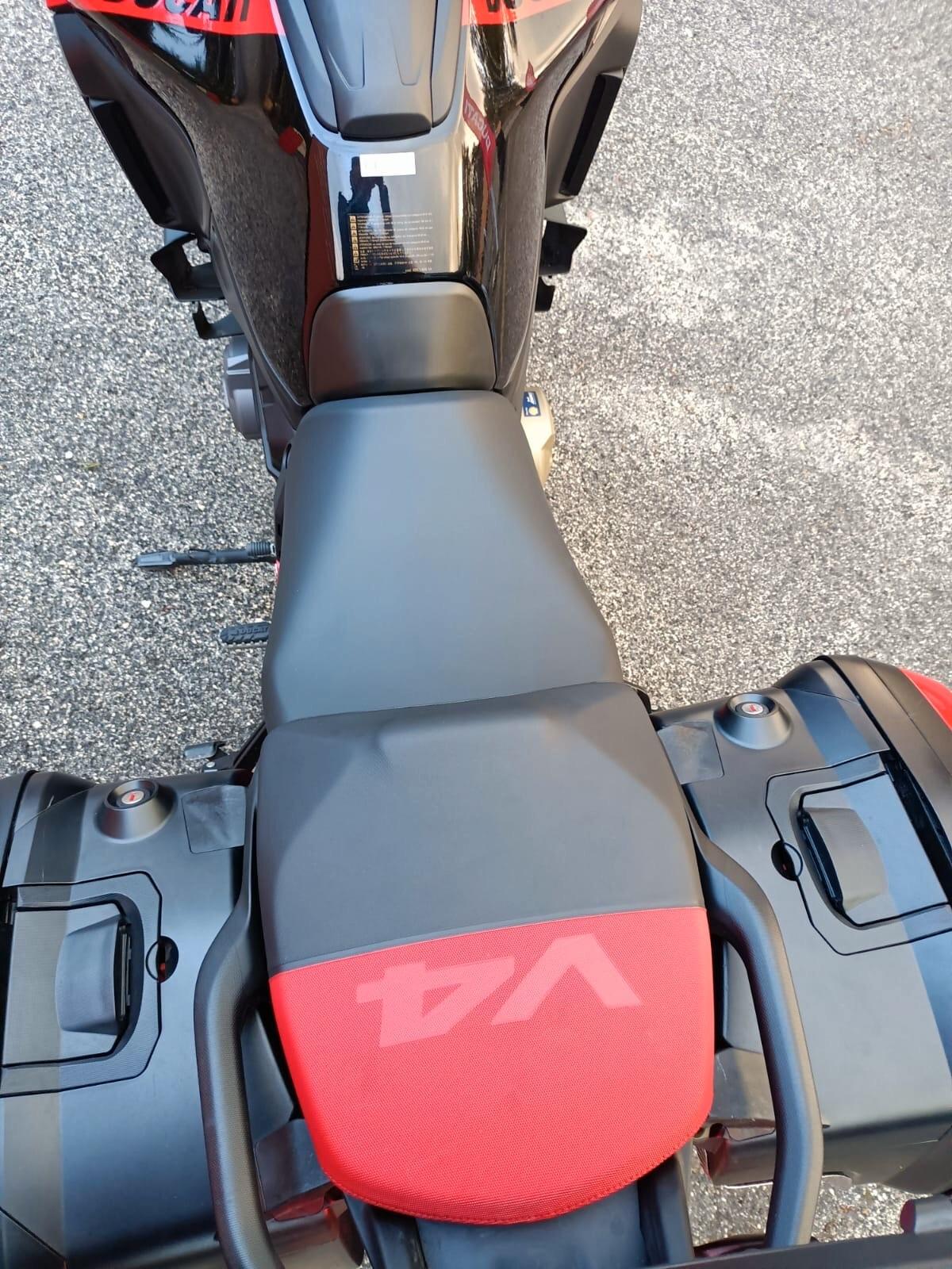 Ducati Multistrada V4 PIKES PEAK