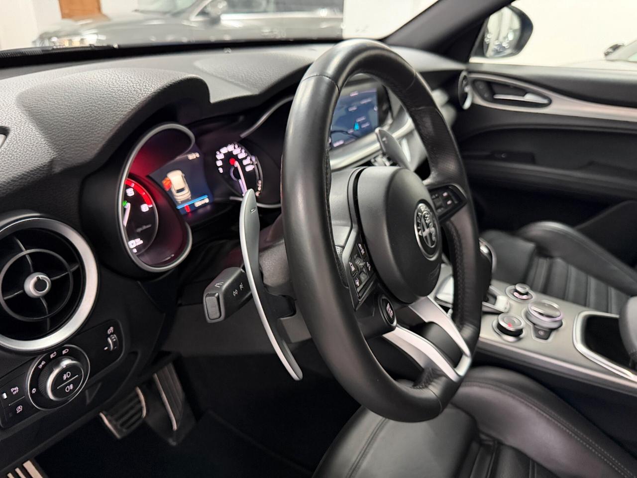 Alfa Romeo Stelvio 2.2 TD 210 CV VELOCE Q4 DISTRIBUZIONE ESEGUITA UNICO PROPRIETARIO PERFETTE CONDIZIONI REGOLA