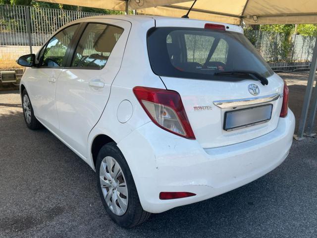 TOYOTA Yaris 1.0 5 porte Active