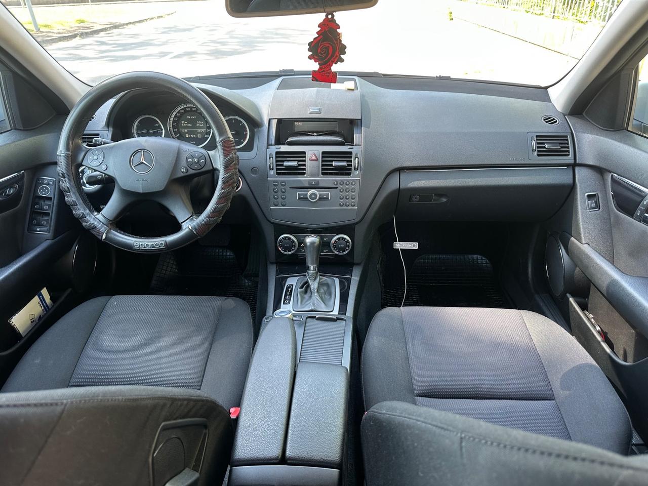 Mercedes-benz C 220 CDI BlueEFFICIENCY Avantgarde