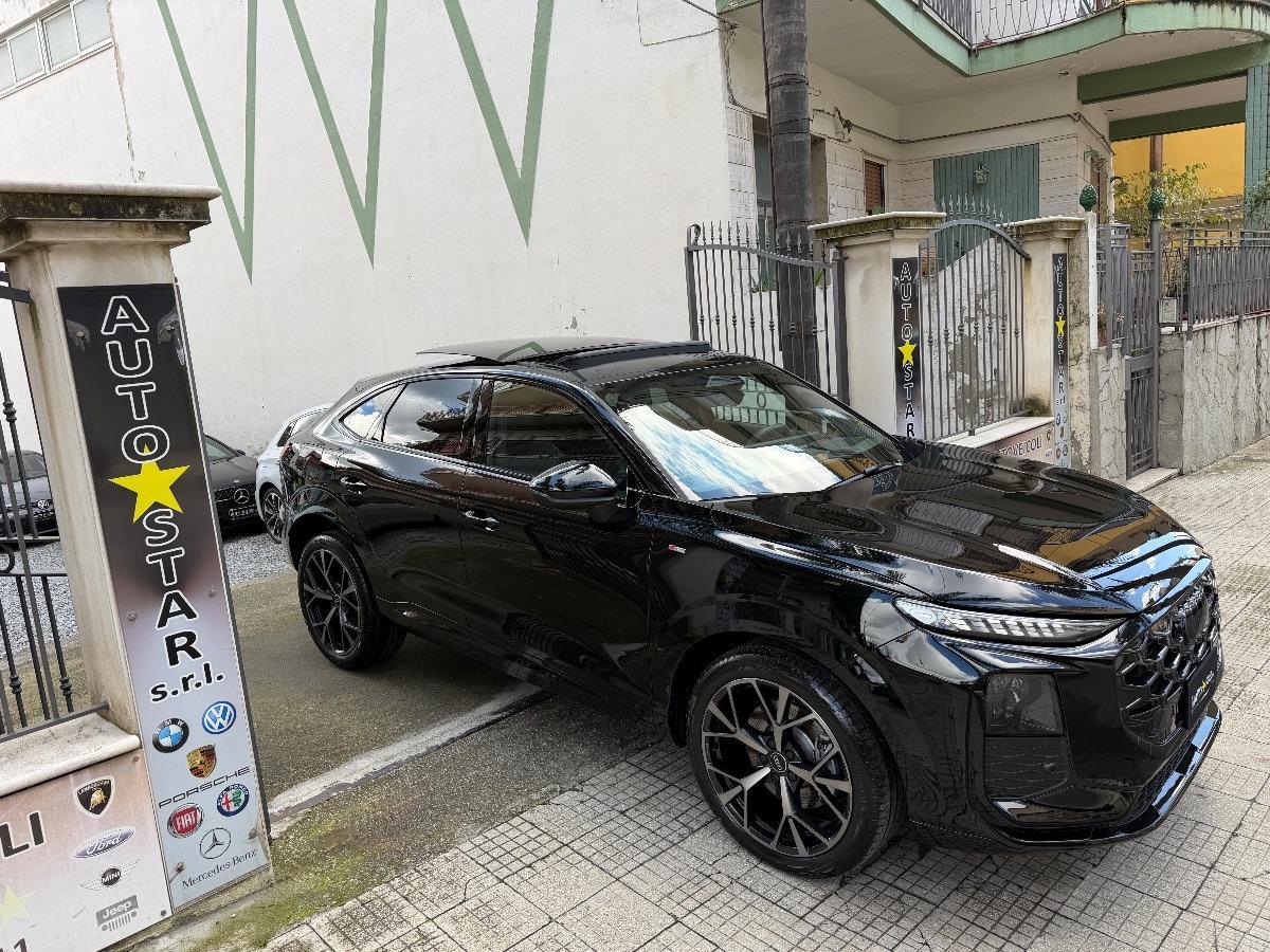 New Audi Q3 Sportback 35TDI S-line Identity Black 150CV