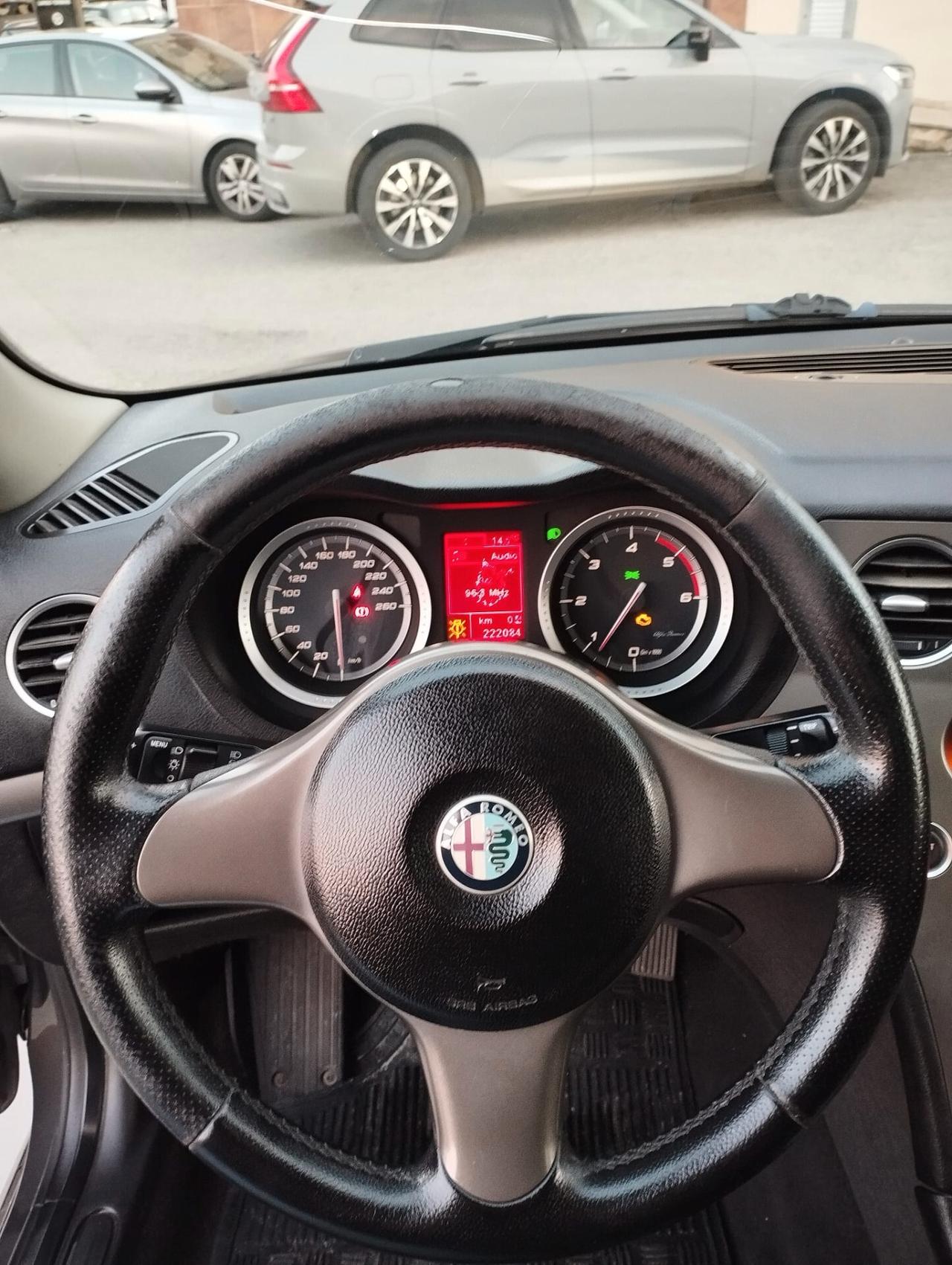 Alfa Romeo 159 1.9 JTDm 16V Exclusive