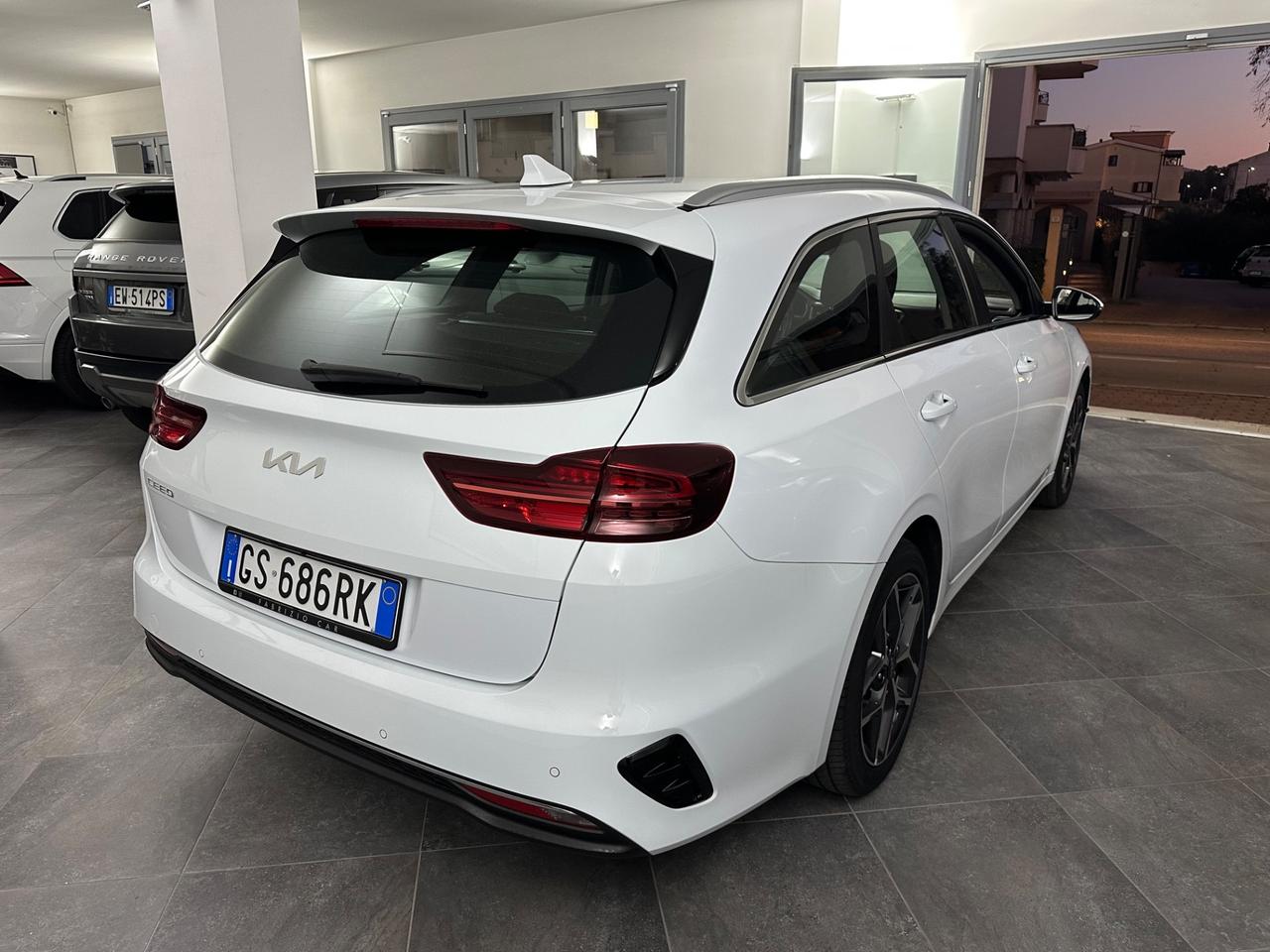 Kia Ceed 1.6 CRDi 136 CV MHEV DCT SW Business