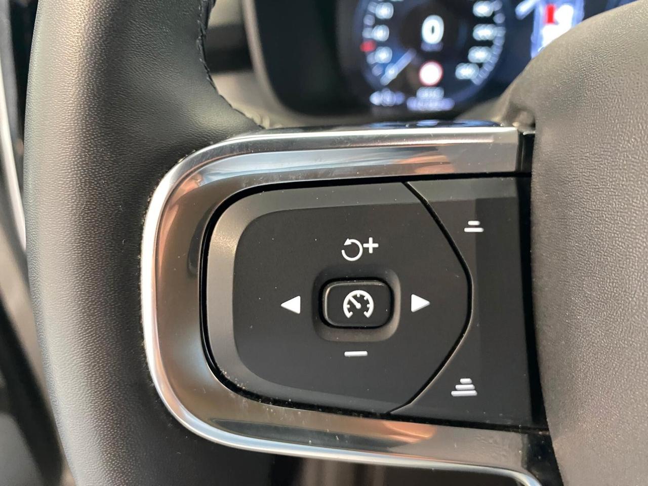 Volvo XC40 T4 Recharge Plug-in Hybrid automatico Core