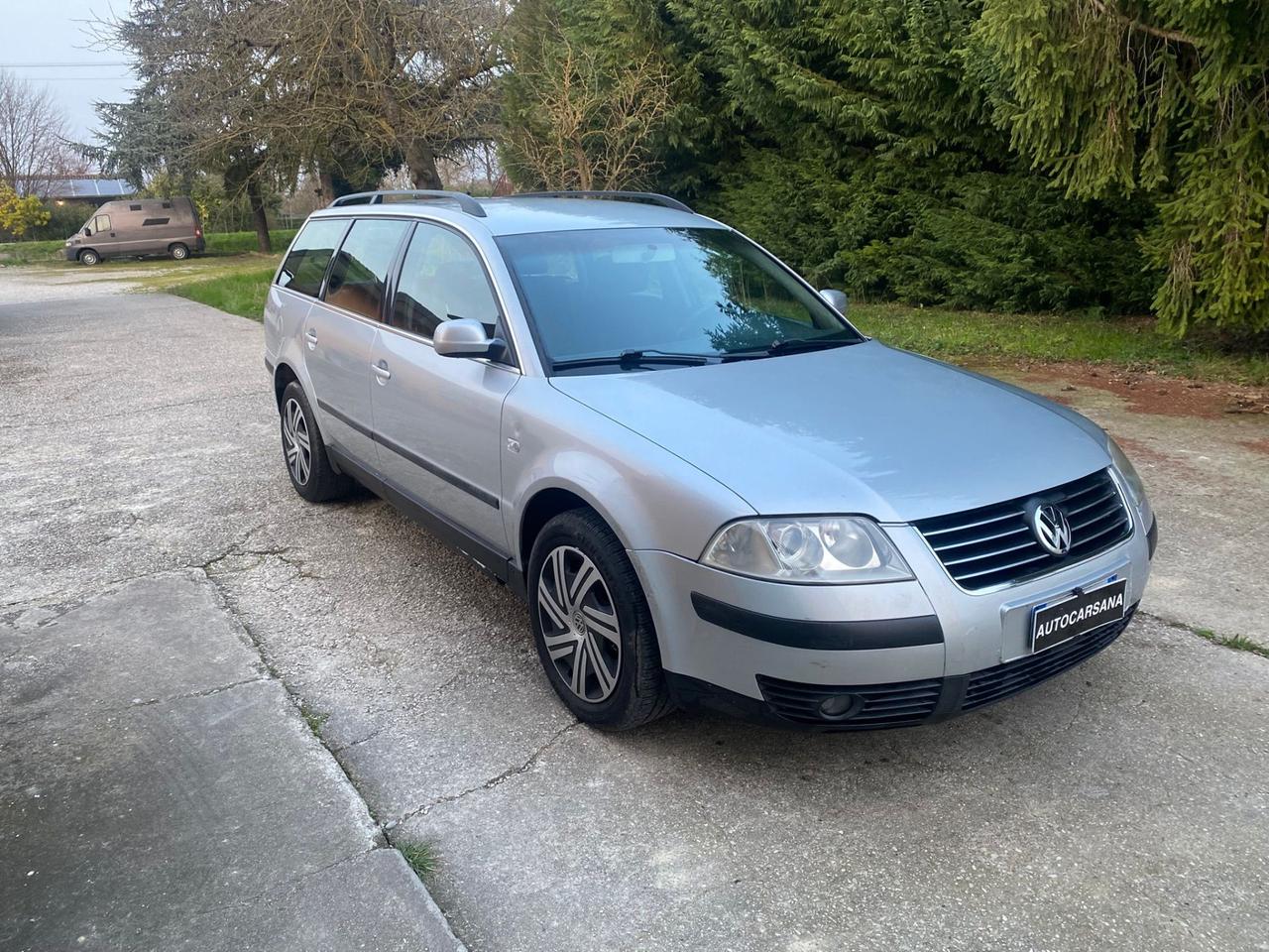 VW PASSAT 1.9 TDI SW UNICO PROPRIETARIO INDISTRUTTIBILE