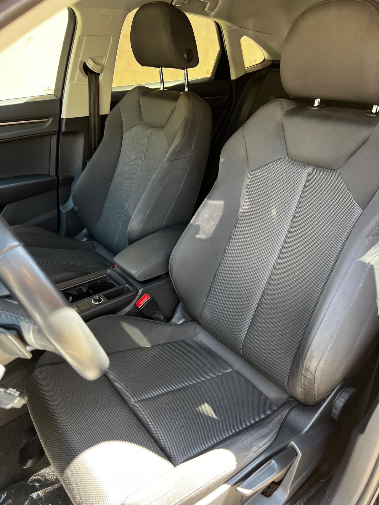 Audi Q3 SPB 35 TDI total black