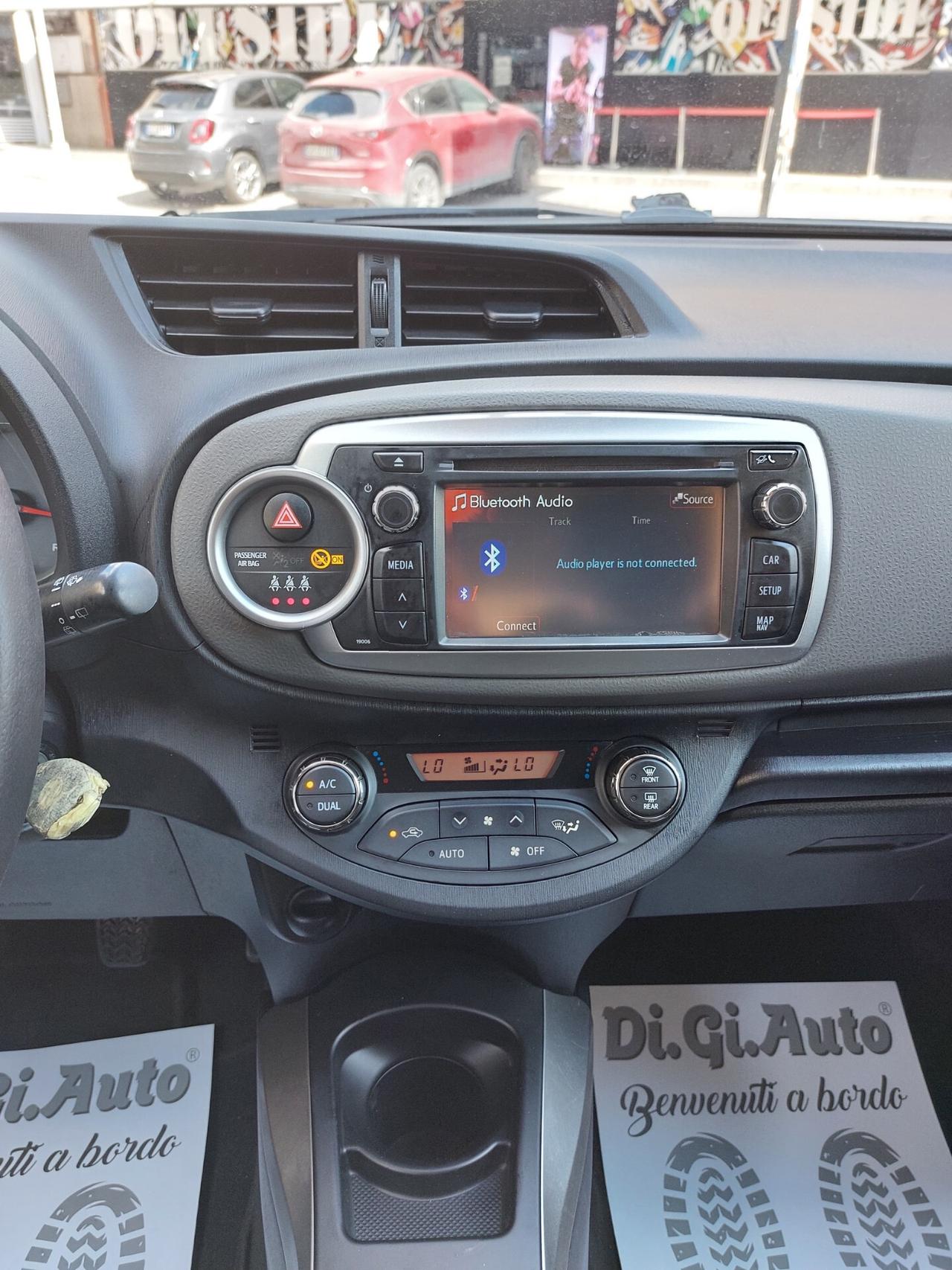 Toyota Yaris 1.0 5 porte Lounge