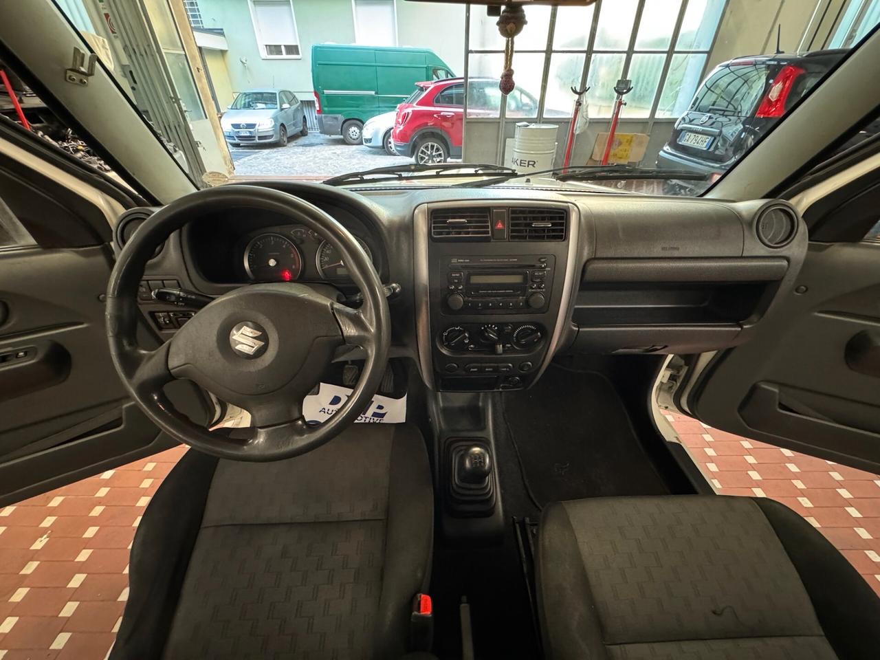 Suzuki Jimny 1.5 DDiS cat 4WD Special - RIDOTTE E GANCIO TRAINO