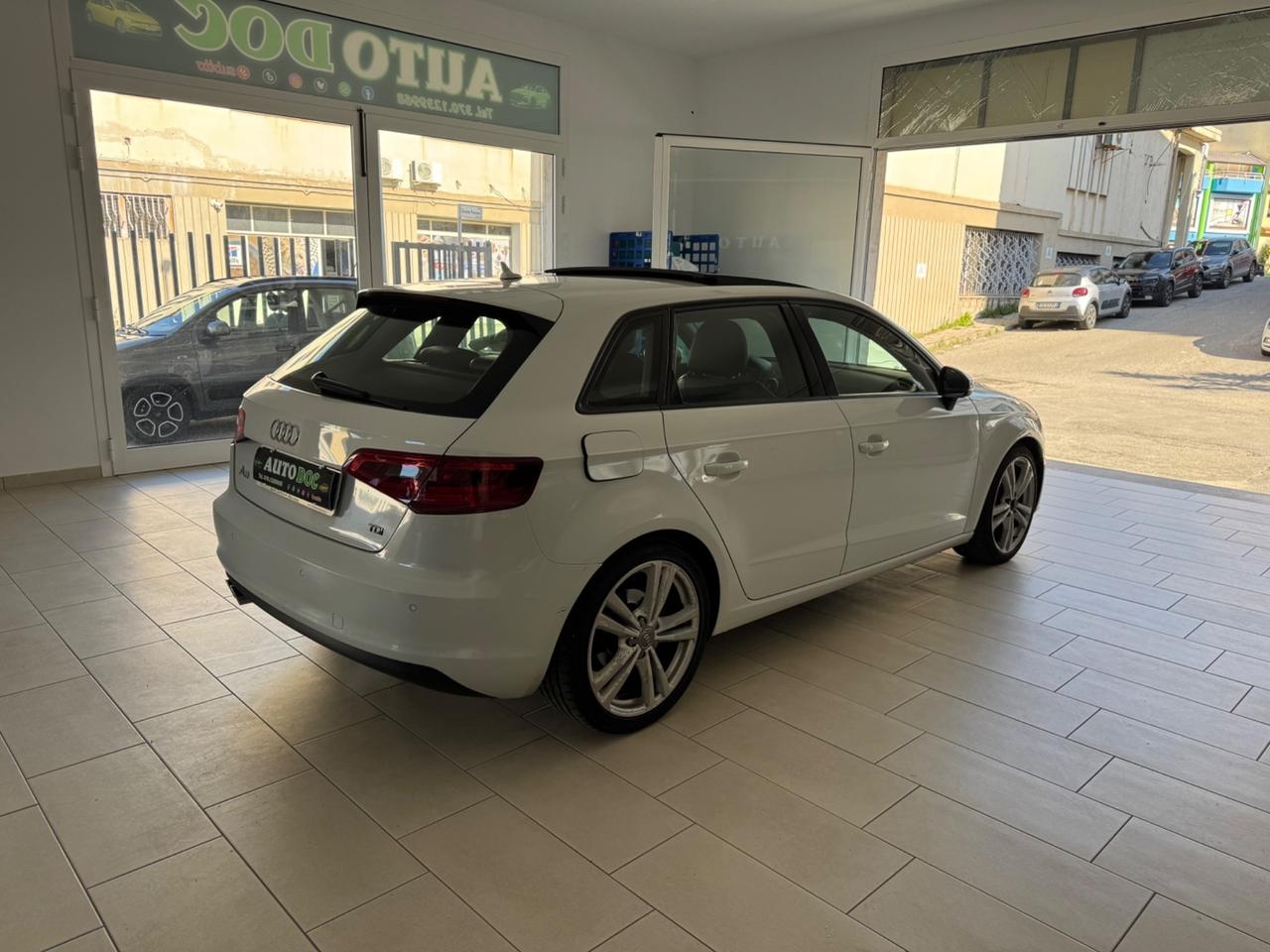 Audi A3 2.0 TDI 150 CV S line