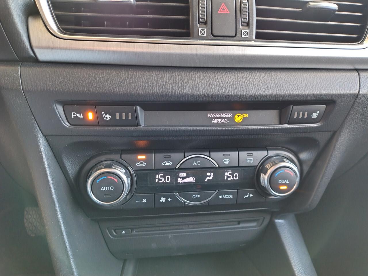 Mazda 3 Mazda3 2.2 Skyactiv-D Exceed