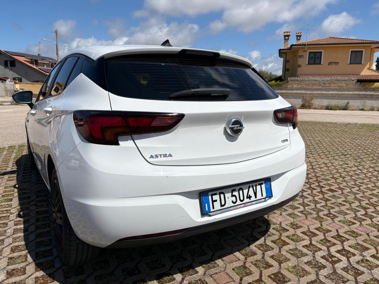 Opel Astra 1.6 CDTi 136CV Start&Stop 5 porte Innovation