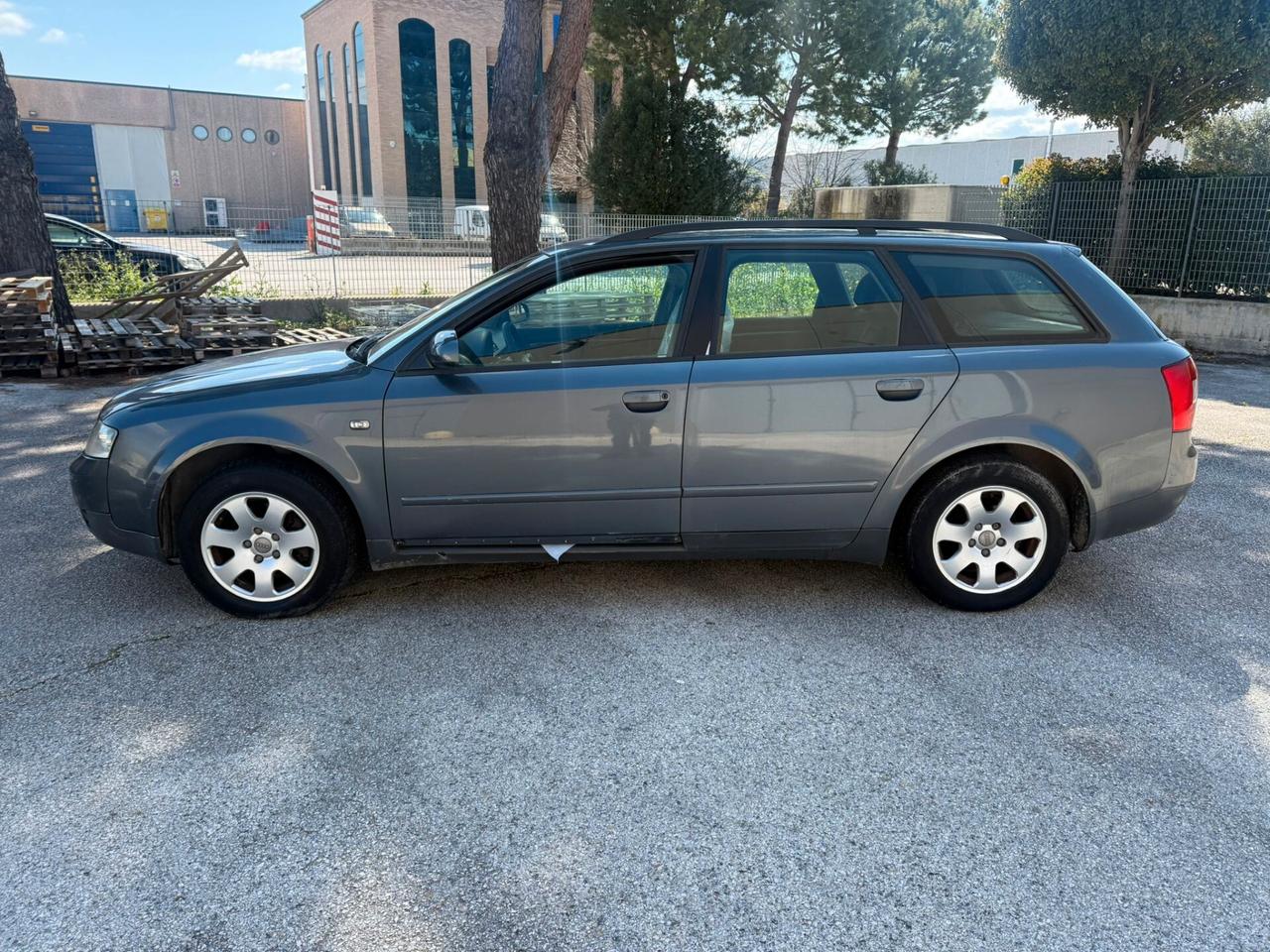 AUDI A4 1.9 TDI 130 CV 2003