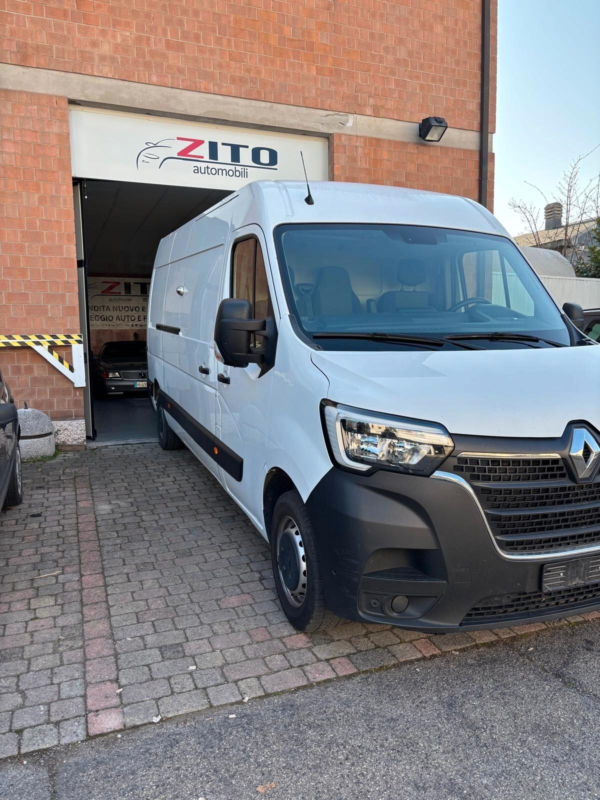 Renault Master T35 2.3 dCi 135 PL-TN Pianale Cabin