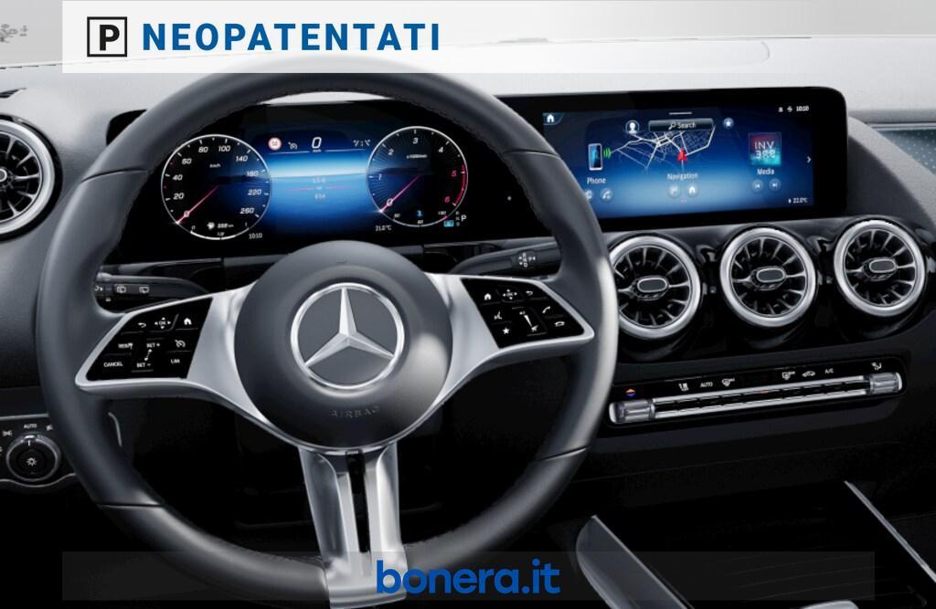 Mercedes GLA 180 180 D Progressive Advanced Plus 8G-DCT