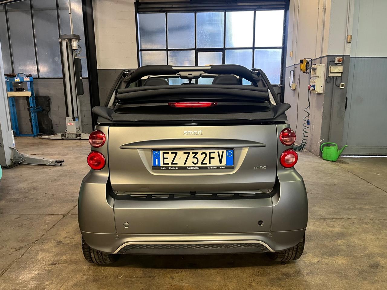 Smart ForTwo 1000 52 kW MHD cabrio pulse