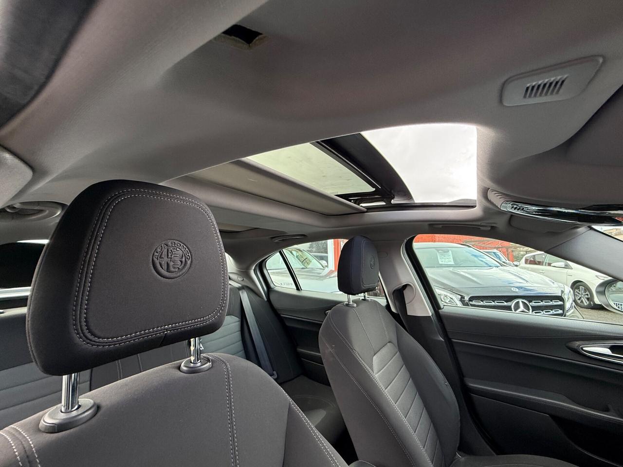 Giulia 2.2 150 CV-automatica-veloce -tetto-unipro-