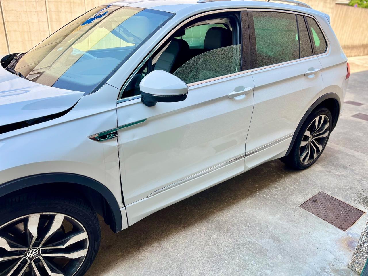 Volkswagen Tiguan 2.0 BiTDI SCR DSG 4MOTION Advanced R-Line BMT