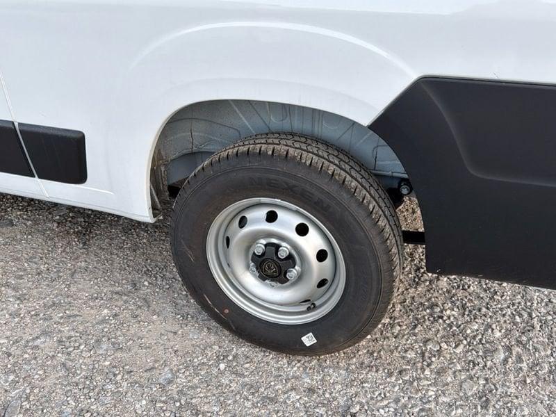 Peugeot Boxer Boxer 335 2.2 BlueHDi 140 S&S PLM-TA Furgone