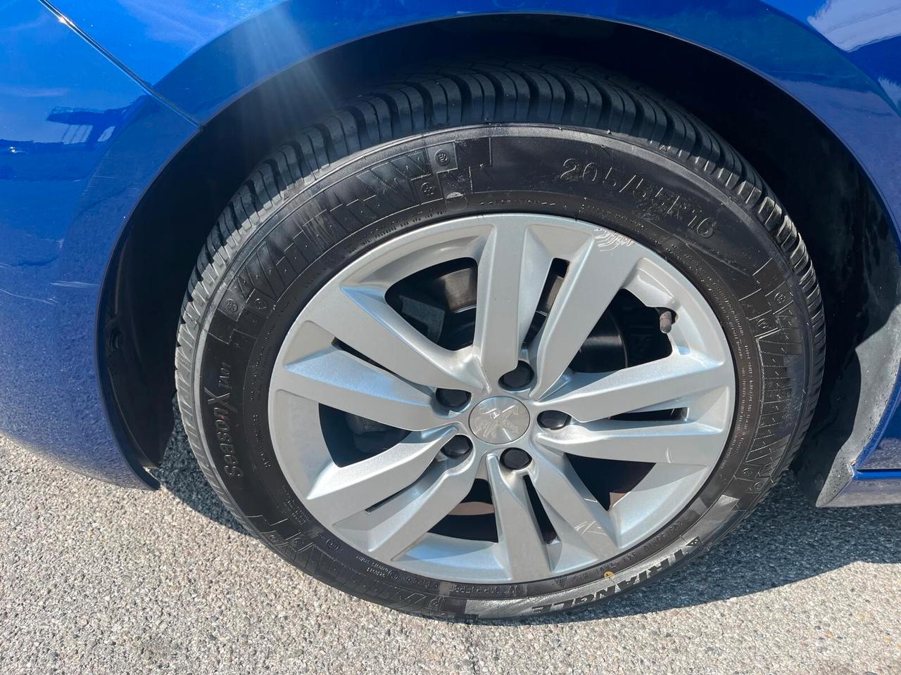 Peugeot 308 BlueHDi 130 S&S EAT6 Active