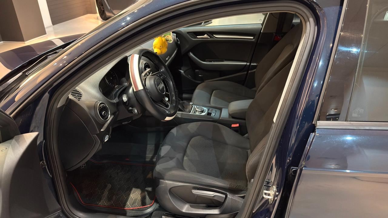 Audi A3 1.6 TDI Business - 2016