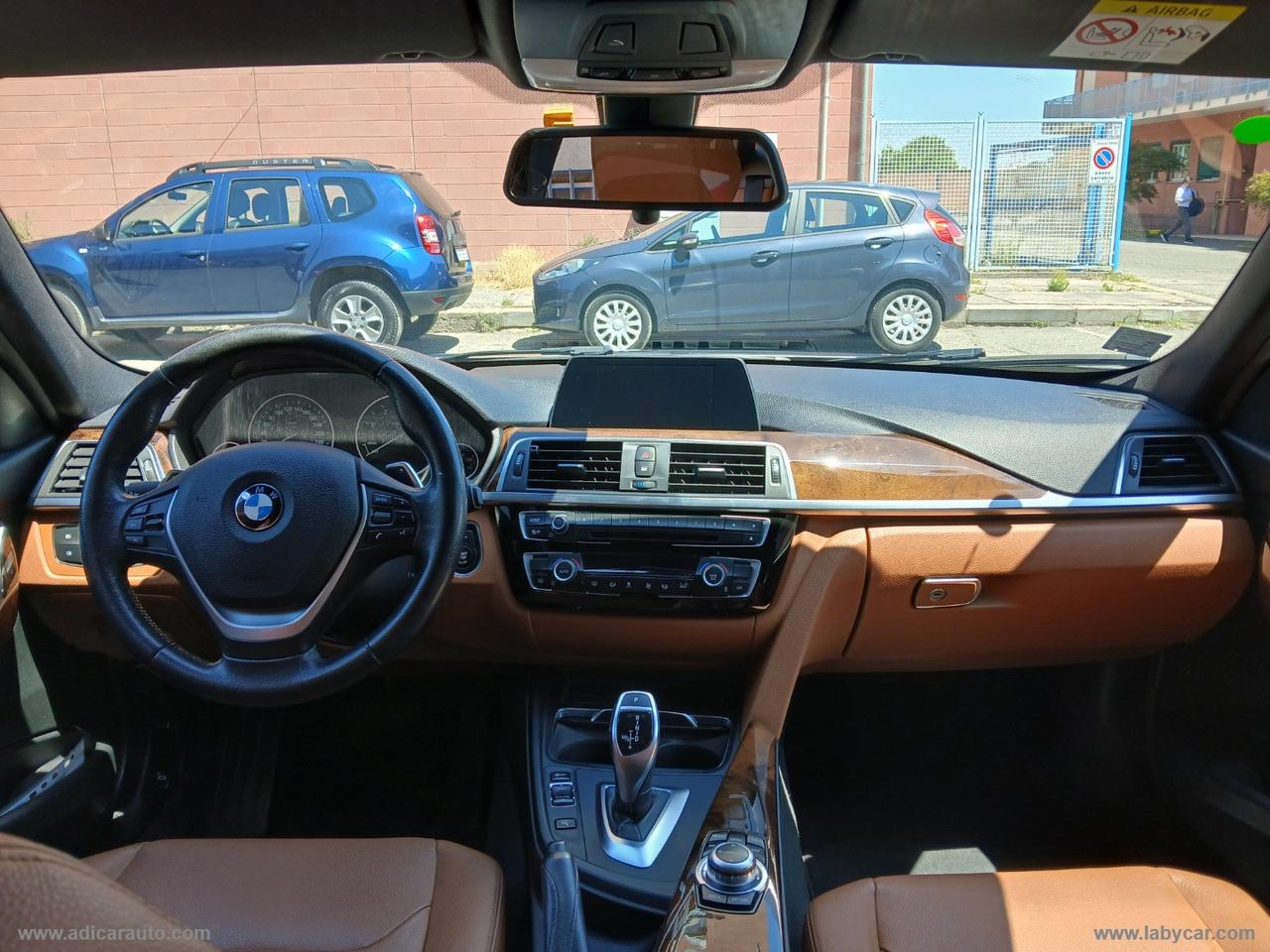 BMW 320d xDrive Touring Luxury