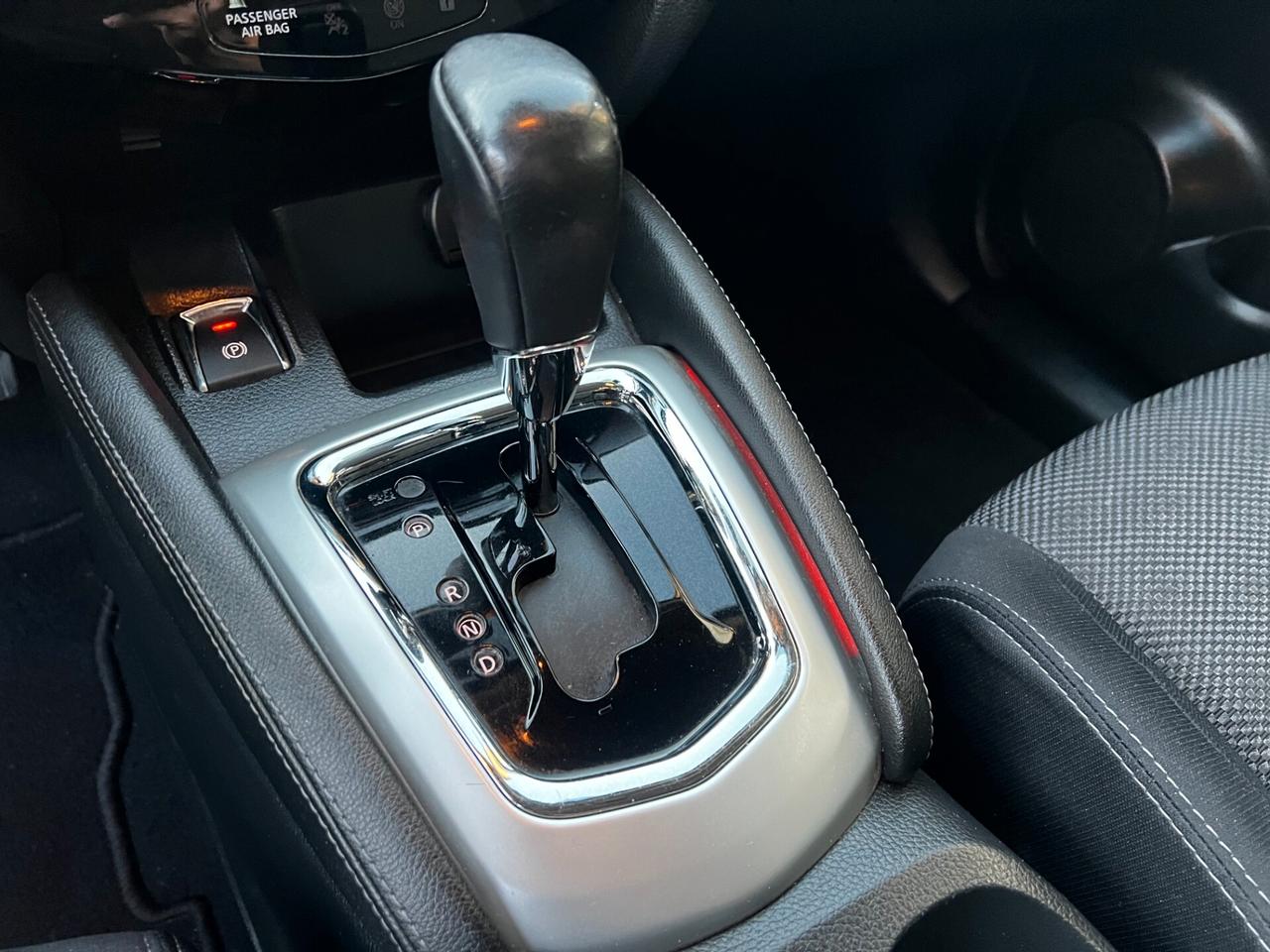 Nissan Qashqai 1.6 dCi - 2016- AUTOMATICA-NAVI