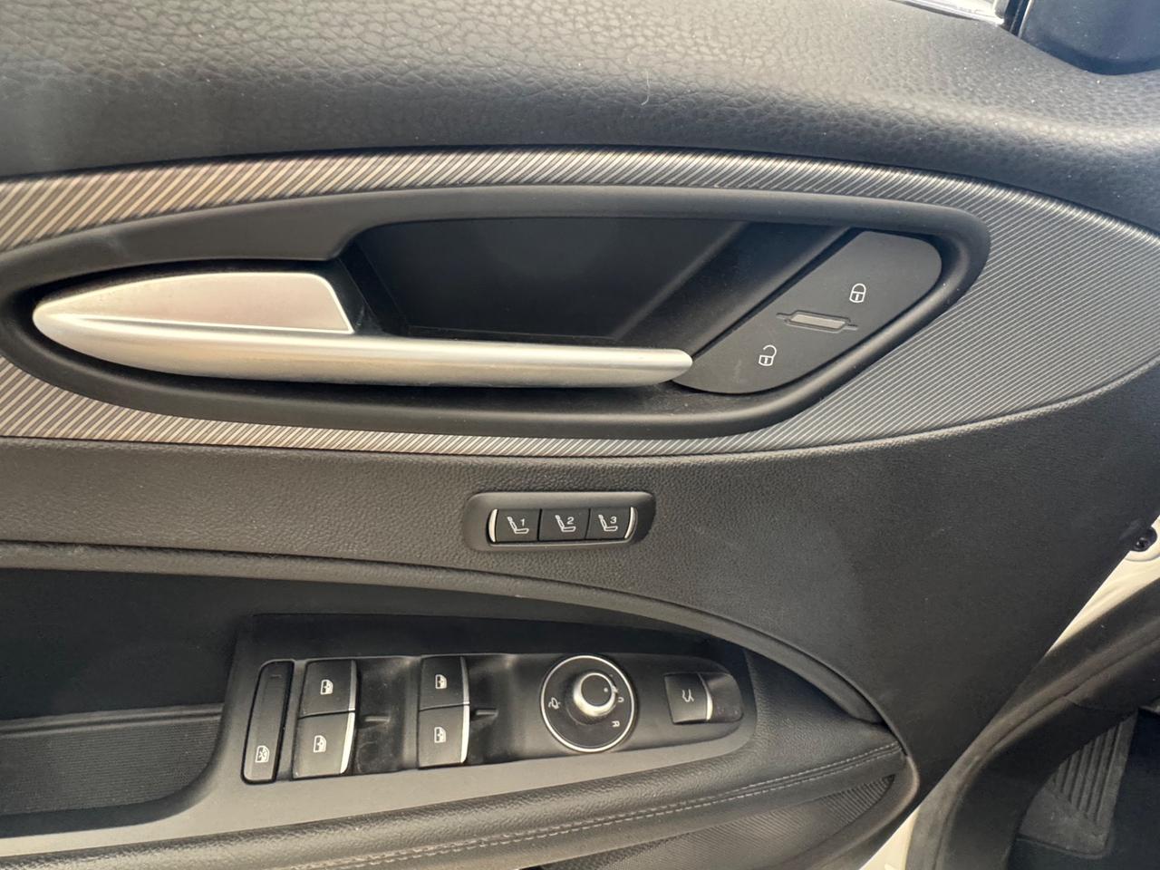 Alfa Romeo Stelvio 2.2 Turbodiesel 210 CV AT8 Q4 Veloce
