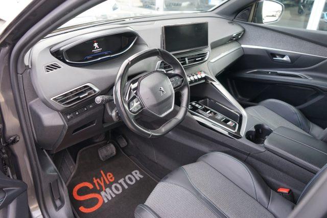 PEUGEOT 3008 Hybrid4 300 e-EAT8 GT