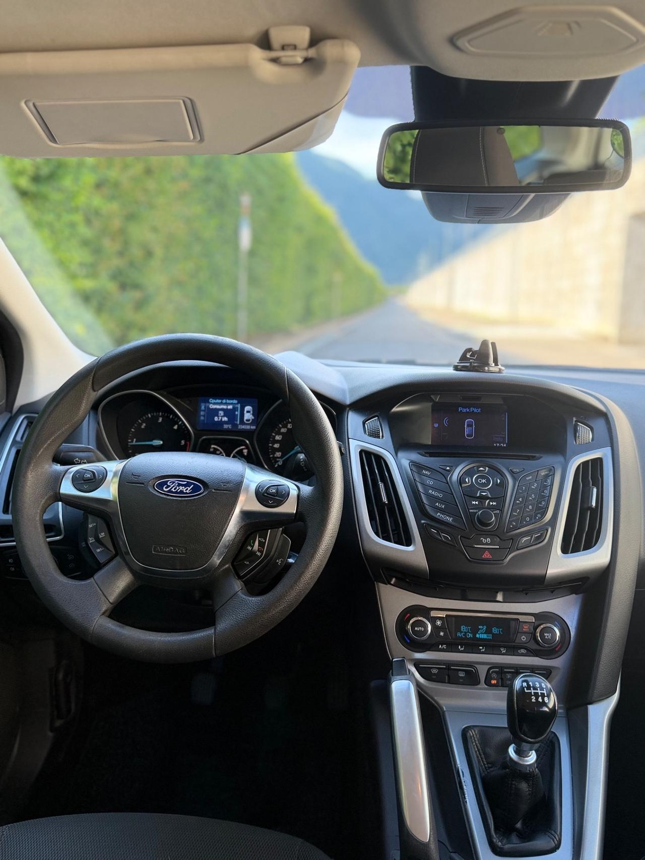 Ford Focus 1.6 TDCi 115 CV ok neopatentati