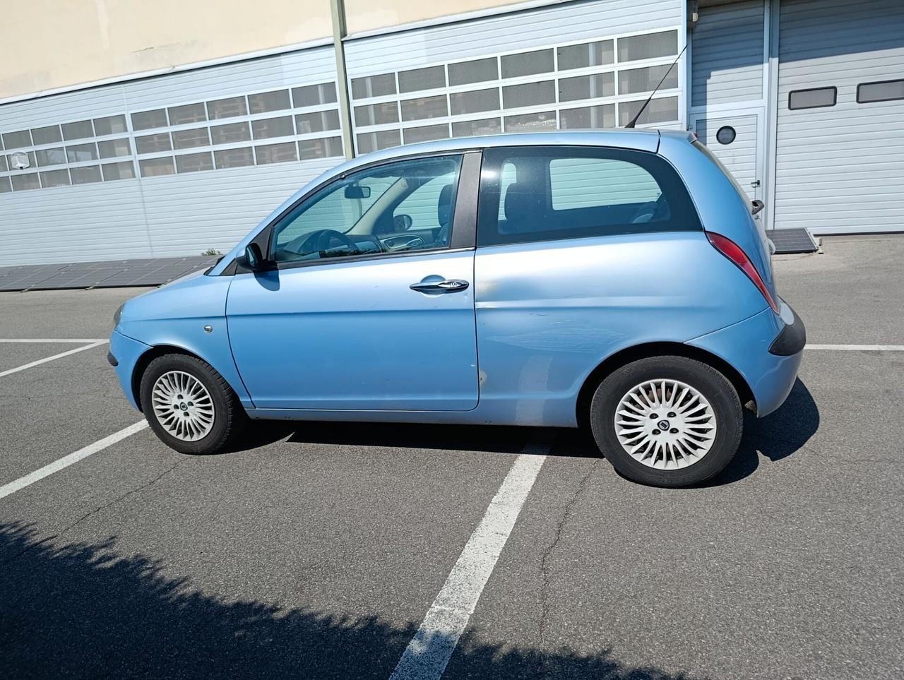 Lancia Ypsilon 1.2 - ADATTA PER NEOPATENTATI