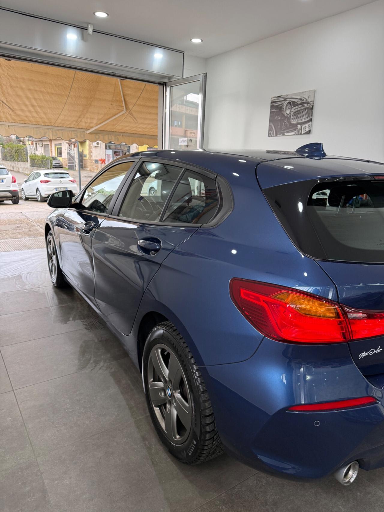 Bmw 116 116d 5p. Sport uni proprietario 15-10- 2020