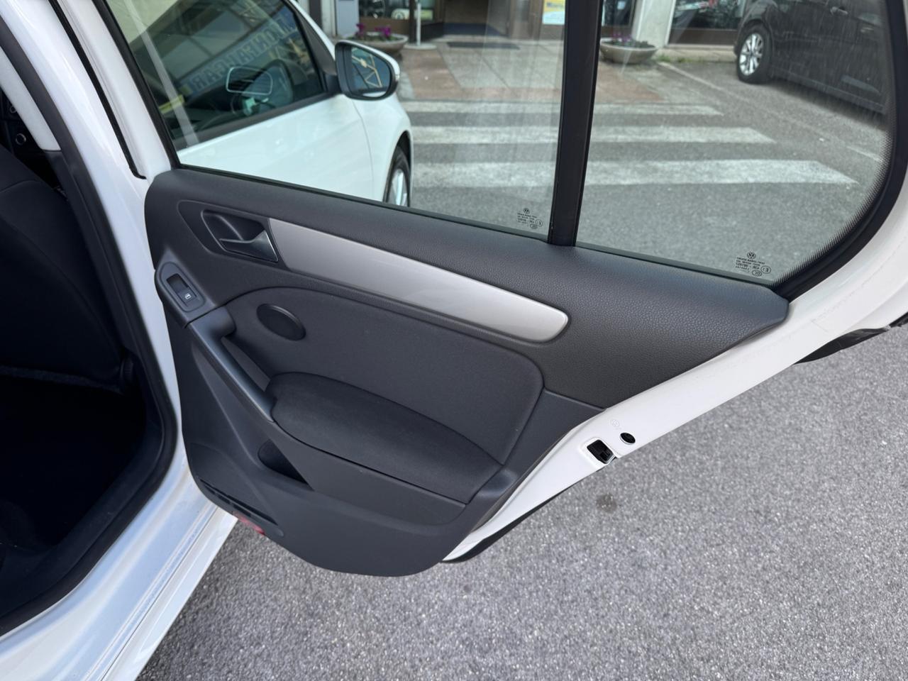 VOLKSWAGEN GOLF 1.6 SPORT EDITION 5p