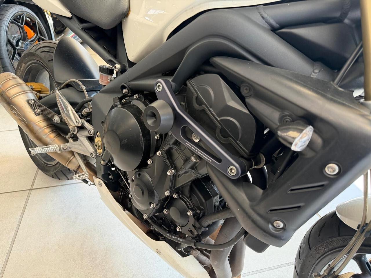 Triumph Speed Triple 675