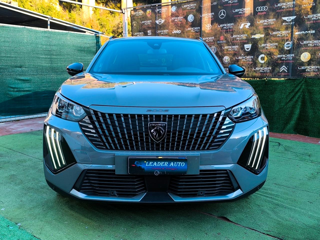 Peugeot 2008 PureTech Allure 3.000 km UNICO PROPRIETARIO