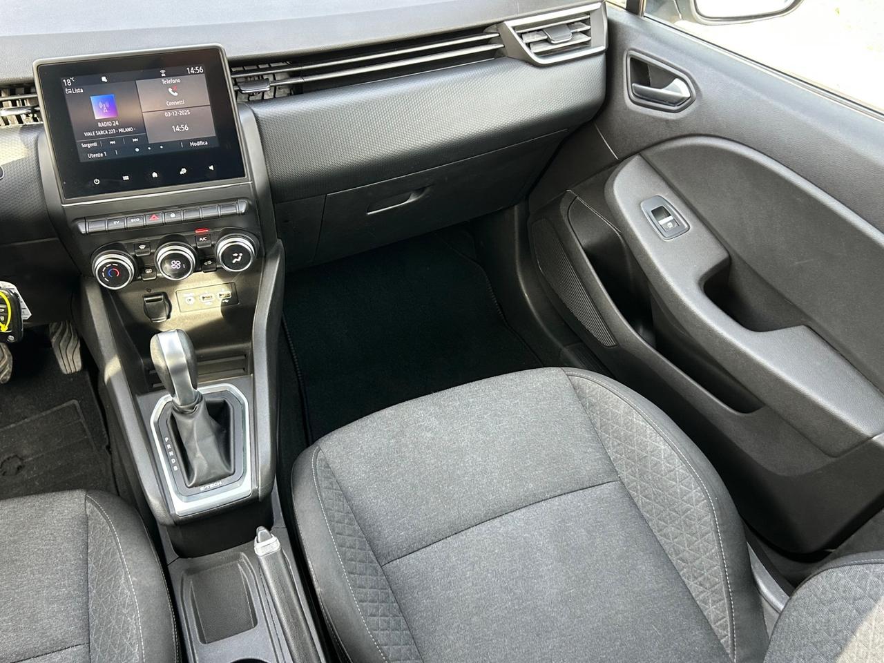 Renault Clio Full Hybrid E-Tech 140 CV 5 porte Intens