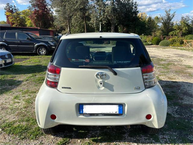 TOYOTA iQ 1.0 Lounge - UNIPRO