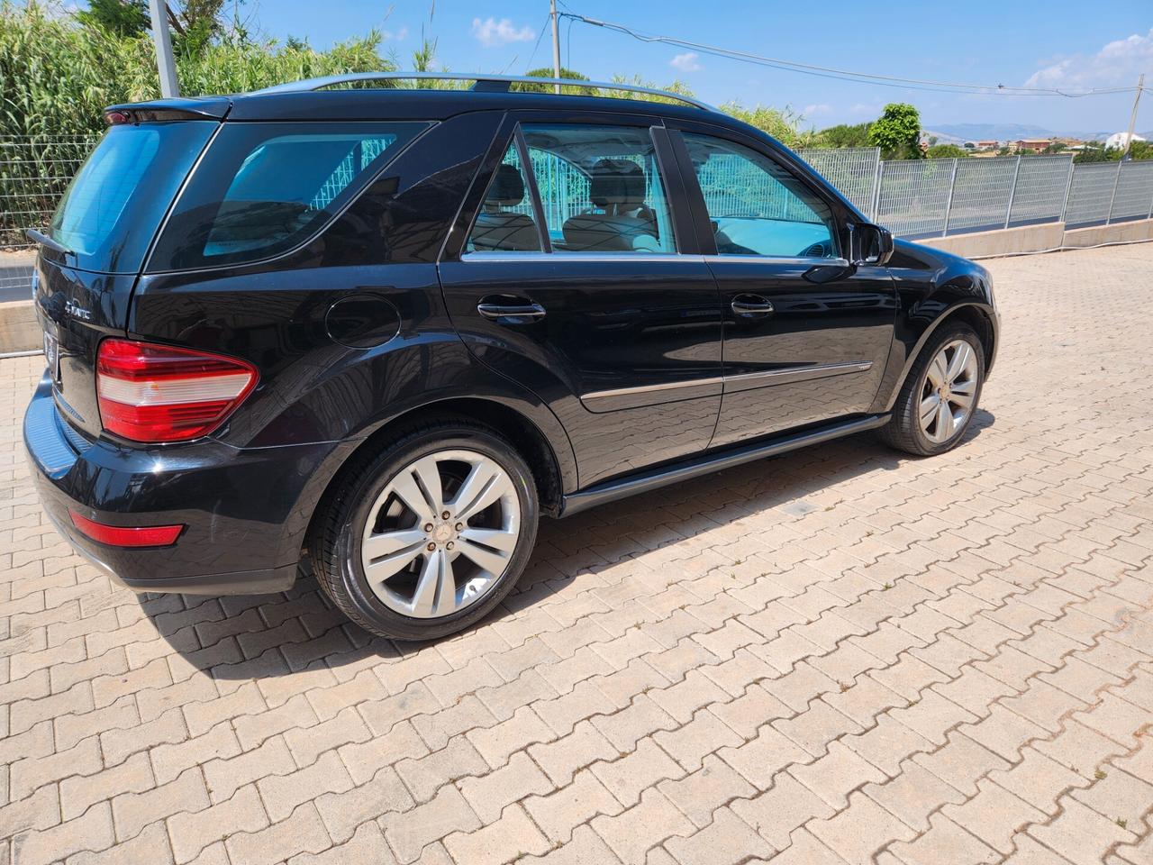 Mercedes-benz ML 350 MERCEDES ML 350 4 MATIC