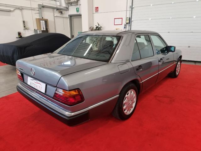 MERCEDES - Classe E 200 GPL iscritta ASI