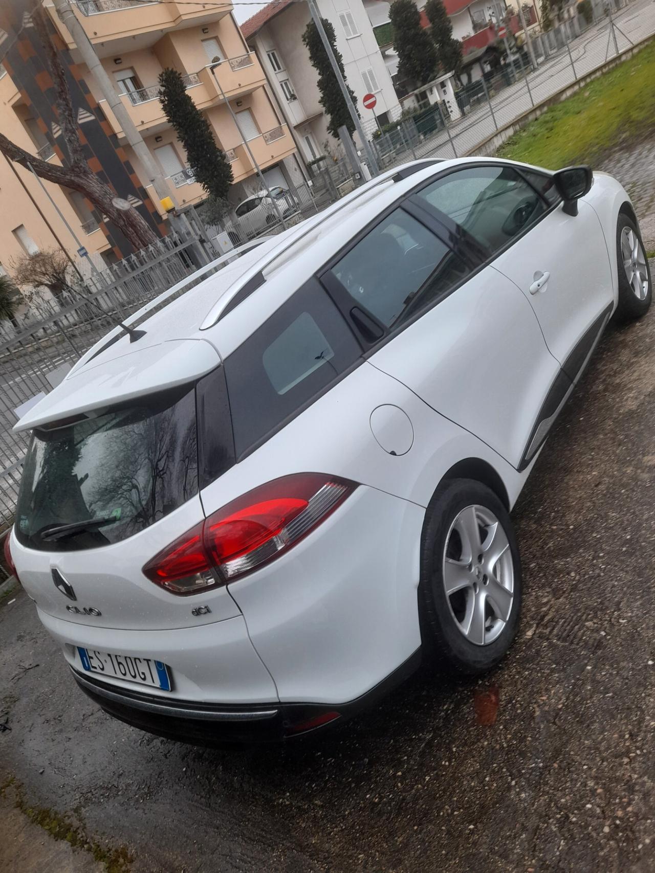 Renault Clio 1.5 dCi 8V 75CV