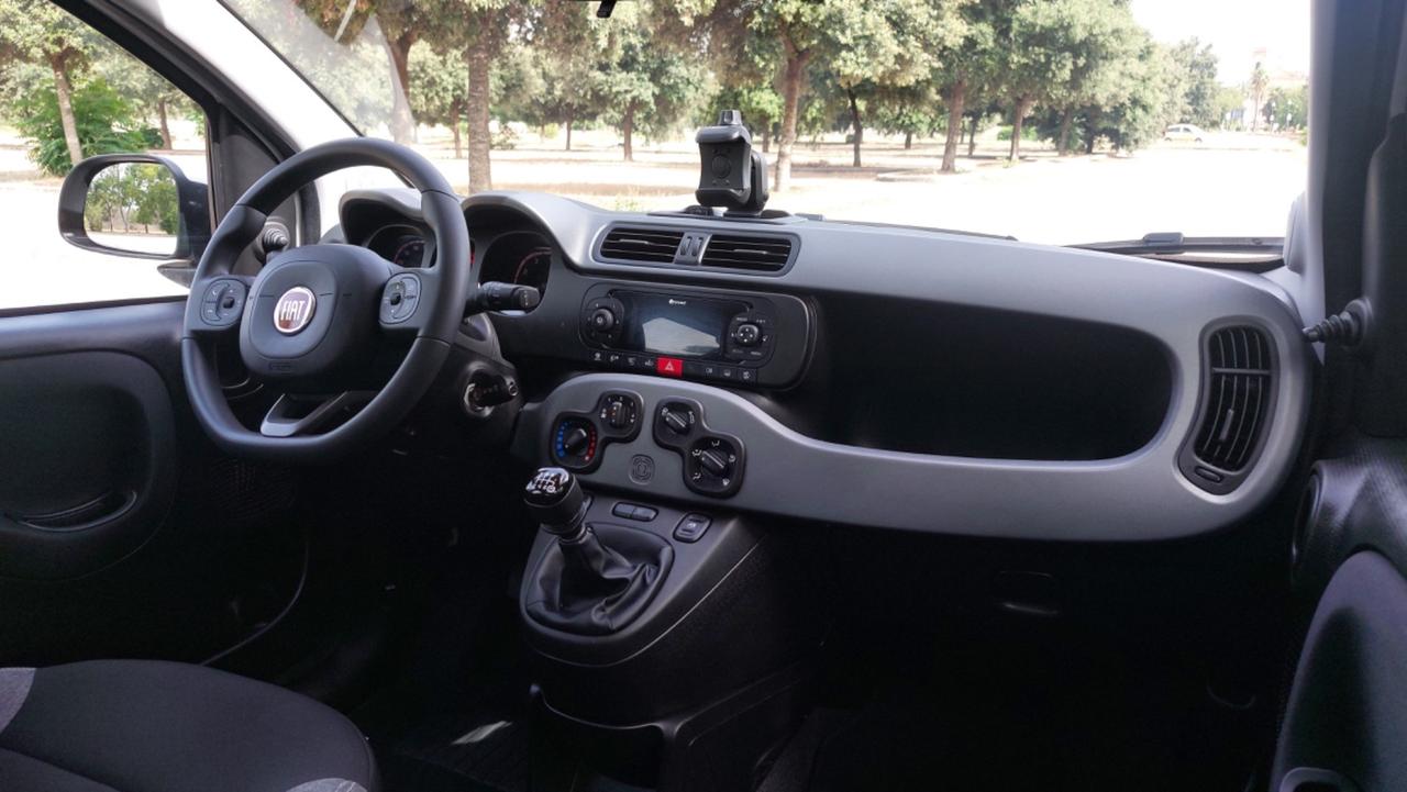 Fiat Panda 1.0 Hibryd 2022 uniproprietario 2 disponibili