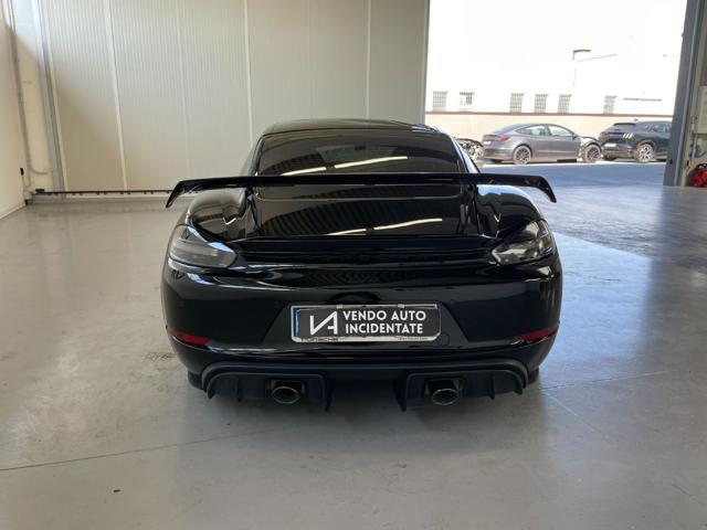 PORSCHE 718 CAYMAN 4.0 GT4