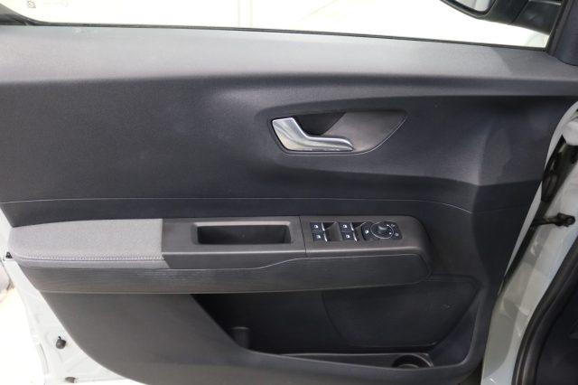 FORD Tourneo Courier 1.0 EcoBoost Powershift Titanium